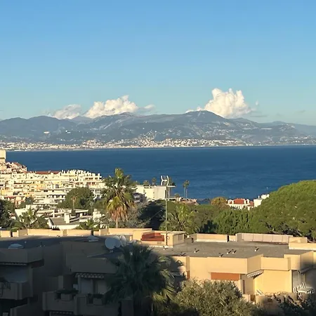 Apartamento La Perle De Les Pins