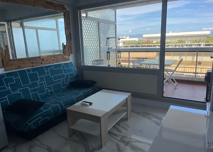 La Perle De Les Pins *