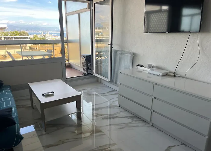 Appartamento La Perle De Les Pins *